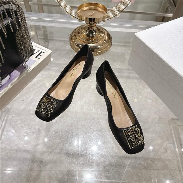 20251127171541518 270